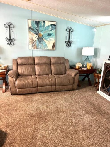 1309 Opal Ave, Sebring, Florida 33870, 2 Bedrooms Bedrooms, ,2 BathroomsBathrooms,Mobile/manufactured,For Sale,Opal Ave,11293541