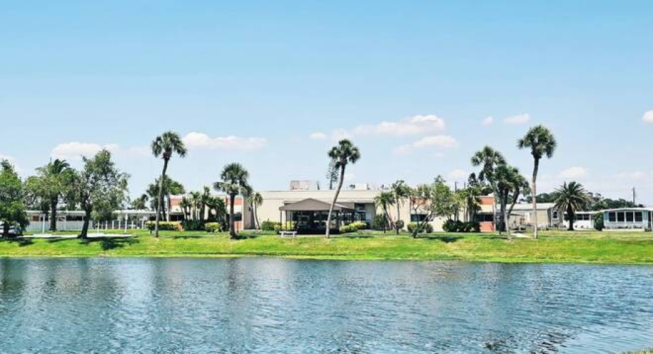 283 Lake Dr, Nokmis, Florida 34275, 3 Bedrooms Bedrooms, ,2 BathroomsBathrooms,Mobile/manufactured,For Sale,Lake Dr,11504355