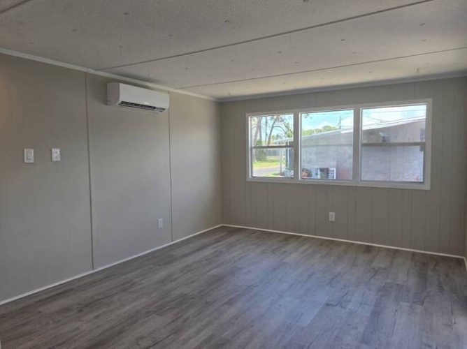8705 S. Tamiami Tr Lot 139 5th Street, Sarasota, Florida 34238, 1 Bedroom Bedrooms, ,1 BathroomBathrooms,Mobile/manufactured,For Sale,S. Tamiami Tr Lot 139 5th Street,11504700