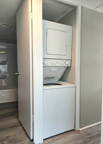 8705 S. Tamiami Tr Lot 139 5th Street, Sarasota, Florida 34238, 1 Bedroom Bedrooms, ,1 BathroomBathrooms,Mobile/manufactured,For Sale,S. Tamiami Tr Lot 139 5th Street,11504700