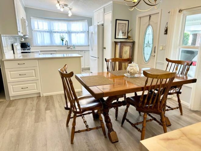 9903 Tamarron Ct., NORTH FORT MYERS, Florida 33903, 2 Bedrooms Bedrooms, ,2 BathroomsBathrooms,Mobile/manufactured,For Sale,Tamarron Ct.,11509914
