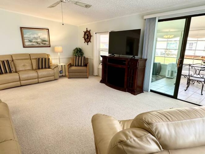 9903 Tamarron Ct., NORTH FORT MYERS, Florida 33903, 2 Bedrooms Bedrooms, ,2 BathroomsBathrooms,Mobile/manufactured,For Sale,Tamarron Ct.,11509914