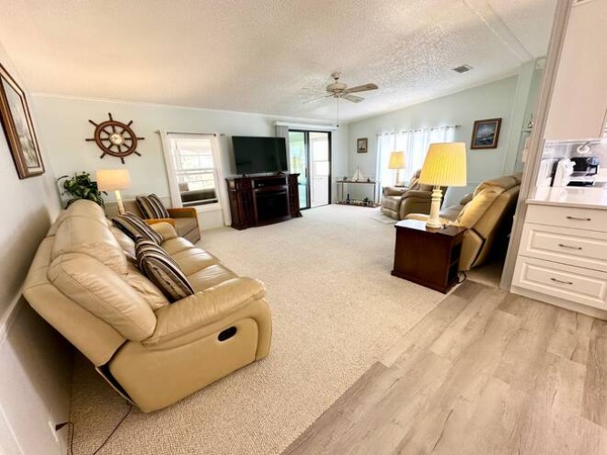 9903 Tamarron Ct., NORTH FORT MYERS, Florida 33903, 2 Bedrooms Bedrooms, ,2 BathroomsBathrooms,Mobile/manufactured,For Sale,Tamarron Ct.,11509914