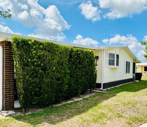 9903 Tamarron Ct., NORTH FORT MYERS, Florida 33903, 2 Bedrooms Bedrooms, ,2 BathroomsBathrooms,Mobile/manufactured,For Sale,Tamarron Ct.,11509914
