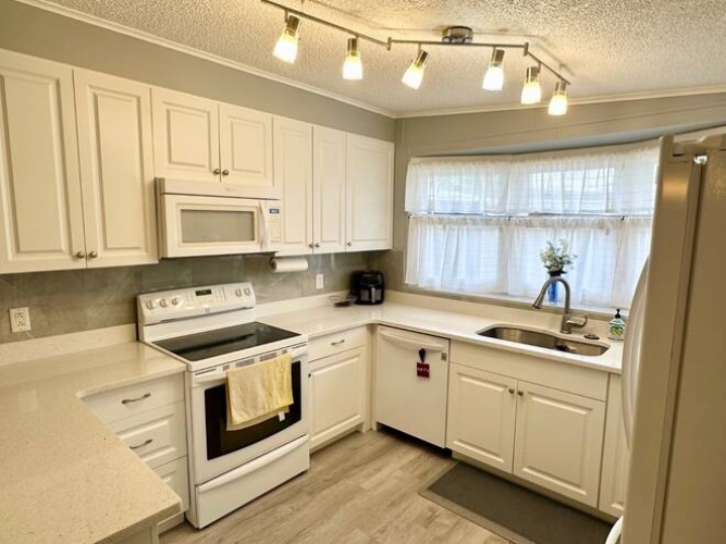 9903 Tamarron Ct., NORTH FORT MYERS, Florida 33903, 2 Bedrooms Bedrooms, ,2 BathroomsBathrooms,Mobile/manufactured,For Sale,Tamarron Ct.,11509914
