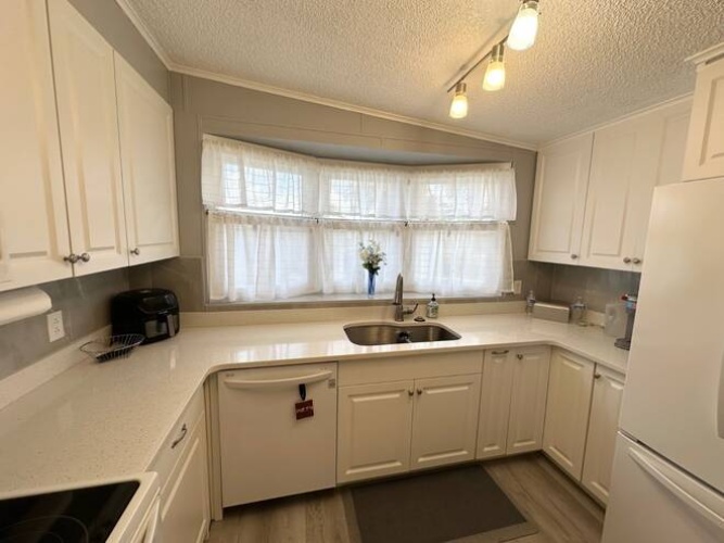 9903 Tamarron Ct., NORTH FORT MYERS, Florida 33903, 2 Bedrooms Bedrooms, ,2 BathroomsBathrooms,Mobile/manufactured,For Sale,Tamarron Ct.,11509914