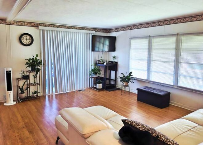 141 4th St West, Nokomis, Florida 34275, 2 Bedrooms Bedrooms, ,2 BathroomsBathrooms,Mobile/manufactured,For Sale,4th St West,11513285