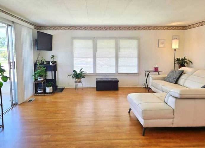 141 4th St West, Nokomis, Florida 34275, 2 Bedrooms Bedrooms, ,2 BathroomsBathrooms,Mobile/manufactured,For Sale,4th St West,11513285