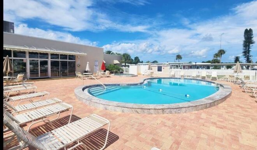 141 4th St West, Nokomis, Florida 34275, 2 Bedrooms Bedrooms, ,2 BathroomsBathrooms,Mobile/manufactured,For Sale,4th St West,11513285