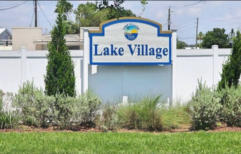 141 4th St West, Nokomis, Florida 34275, 2 Bedrooms Bedrooms, ,2 BathroomsBathrooms,Mobile/manufactured,For Sale,4th St West,11513285