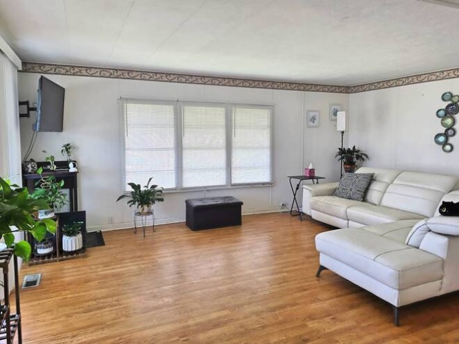 141 4th St West, Nokomis, Florida 34275, 2 Bedrooms Bedrooms, ,2 BathroomsBathrooms,Mobile/manufactured,For Sale,4th St West,11513285