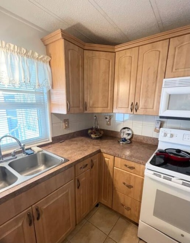 1237 W. Rudolph Street, Avon Park, Florida 33825, 2 Bedrooms Bedrooms, ,2 BathroomsBathrooms,Mobile/manufactured,For Sale,W. Rudolph Street,11513728