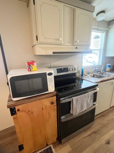 855 S Robert Ave, Avon Park, Florida 33825, 2 Bedrooms Bedrooms, ,2 BathroomsBathrooms,Mobile/manufactured,For Sale,S Robert Ave,11513752