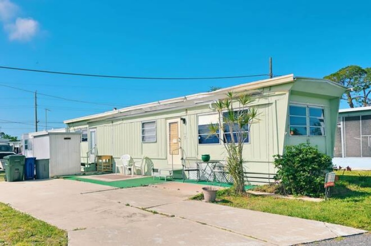 8705 South Tamiami Tr Lot 97 4th St, Sarasota, Florida 34238, 1 Bedroom Bedrooms, ,1 BathroomBathrooms,Mobile/manufactured,For Sale,South Tamiami Tr Lot 97 4th St,11400058