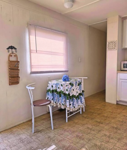 8705 South Tamiami Tr Lot 97 4th St, Sarasota, Florida 34238, 1 Bedroom Bedrooms, ,1 BathroomBathrooms,Mobile/manufactured,For Sale,South Tamiami Tr Lot 97 4th St,11400058