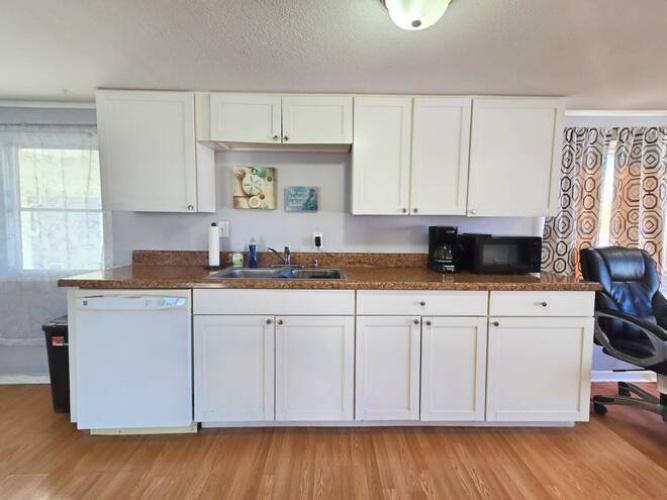 171 4th St West, Nokomis, Florida 34275, 2 Bedrooms Bedrooms, ,1 BathroomBathrooms,Mobile/manufactured,For Sale,4th St West,11514525