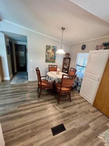 19112 Innisbrook Ct., North Fort Myers, Florida 33903, 2 Bedrooms Bedrooms, ,1 BathroomBathrooms,Mobile/manufactured,For Sale,Innisbrook Ct.,11516859