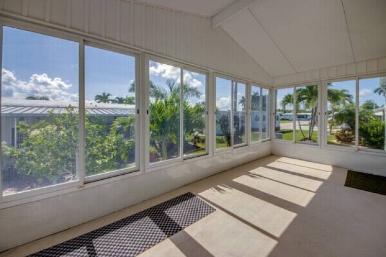 39 Falla Ct., Fort Myers, Florida 33908, 3 Bedrooms Bedrooms, 8 Rooms Rooms,2 BathroomsBathrooms,Mobile/manufactured,For Sale,Falla Ct.,11521779