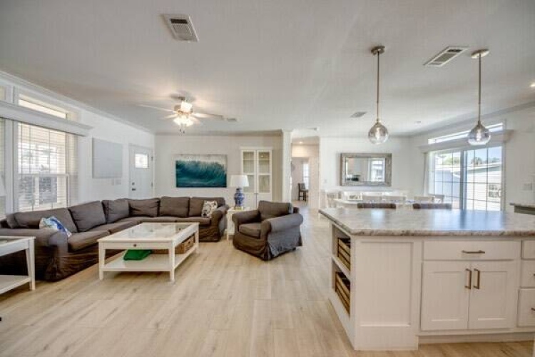 39 Falla Ct., Fort Myers, Florida 33908, 3 Bedrooms Bedrooms, 8 Rooms Rooms,2 BathroomsBathrooms,Mobile/manufactured,For Sale,Falla Ct.,11521779