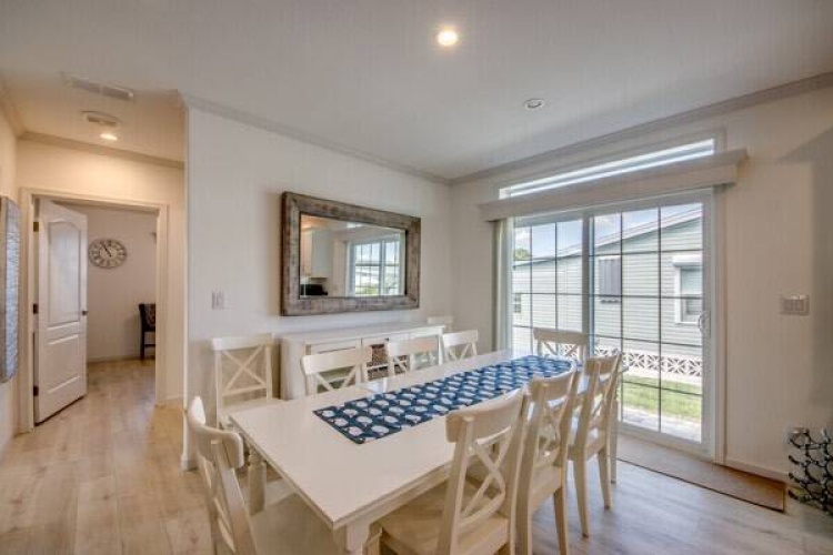 39 Falla Ct., Fort Myers, Florida 33908, 3 Bedrooms Bedrooms, 8 Rooms Rooms,2 BathroomsBathrooms,Mobile/manufactured,For Sale,Falla Ct.,11521779