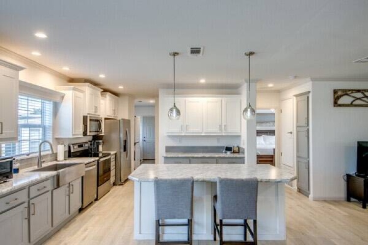 39 Falla Ct., Fort Myers, Florida 33908, 3 Bedrooms Bedrooms, 8 Rooms Rooms,2 BathroomsBathrooms,Mobile/manufactured,For Sale,Falla Ct.,11521779