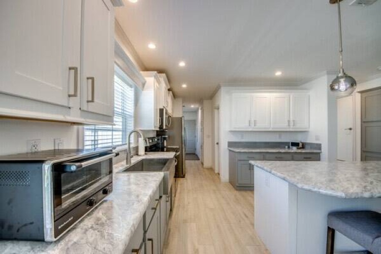 39 Falla Ct., Fort Myers, Florida 33908, 3 Bedrooms Bedrooms, 8 Rooms Rooms,2 BathroomsBathrooms,Mobile/manufactured,For Sale,Falla Ct.,11521779