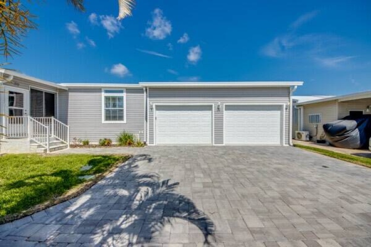 39 Falla Ct., Fort Myers, Florida 33908, 3 Bedrooms Bedrooms, 8 Rooms Rooms,2 BathroomsBathrooms,Mobile/manufactured,For Sale,Falla Ct.,11521779