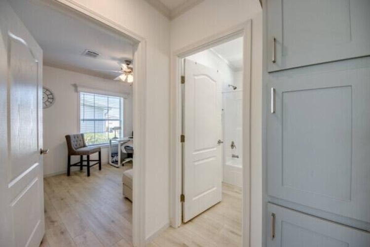 39 Falla Ct., Fort Myers, Florida 33908, 3 Bedrooms Bedrooms, 8 Rooms Rooms,2 BathroomsBathrooms,Mobile/manufactured,For Sale,Falla Ct.,11521779