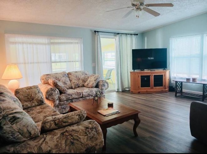 19230 GREEN VALLEY CT., NORTH FORT MYERS, Florida 33903, 2 Bedrooms Bedrooms, ,2 BathroomsBathrooms,Mobile/manufactured,For Sale,GREEN VALLEY CT.,11524313