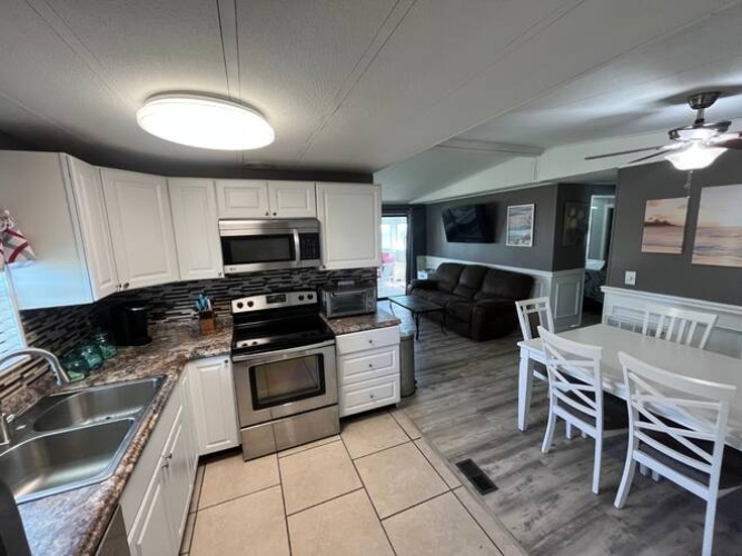 19125 INNIS BROOK CT., NORTH FORT MYERS, Florida 33903, 2 Bedrooms Bedrooms, ,1 BathroomBathrooms,Mobile/manufactured,For Sale,INNIS BROOK CT.,11524331