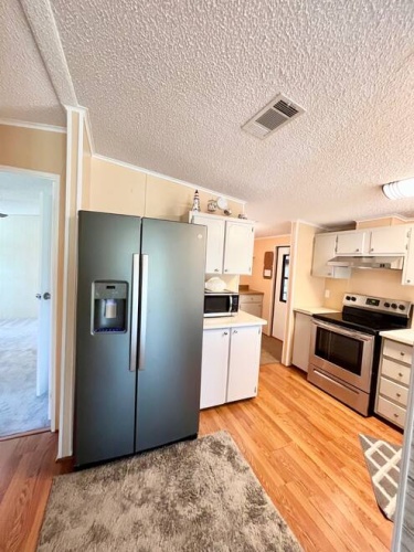 19443 SUN AIR CT., NORTH FORT MYERS, Florida 33903, 2 Bedrooms Bedrooms, ,2 BathroomsBathrooms,Mobile/manufactured,For Sale,SUN AIR CT.,11525967