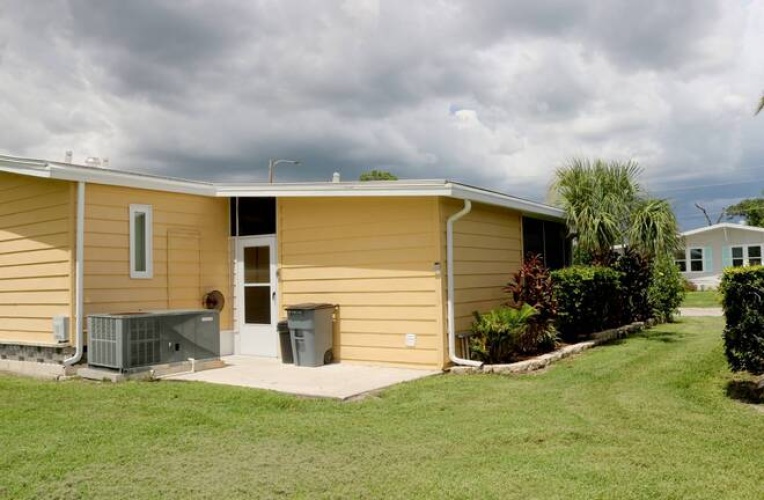 5714 Seven Oaks Dr, Sarasota, Florida 34241, 2 Bedrooms Bedrooms, ,2 BathroomsBathrooms,Mobile/manufactured,For Sale,Seven Oaks Dr,11528281