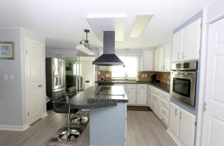 5714 Seven Oaks Dr, Sarasota, Florida 34241, 2 Bedrooms Bedrooms, ,2 BathroomsBathrooms,Mobile/manufactured,For Sale,Seven Oaks Dr,11528281