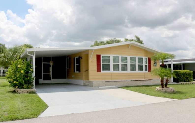 5714 Seven Oaks Dr, Sarasota, Florida 34241, 2 Bedrooms Bedrooms, ,2 BathroomsBathrooms,Mobile/manufactured,For Sale,Seven Oaks Dr,11528281