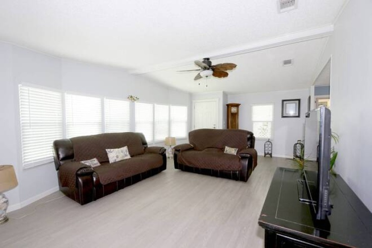 5714 Seven Oaks Dr, Sarasota, Florida 34241, 2 Bedrooms Bedrooms, ,2 BathroomsBathrooms,Mobile/manufactured,For Sale,Seven Oaks Dr,11528281