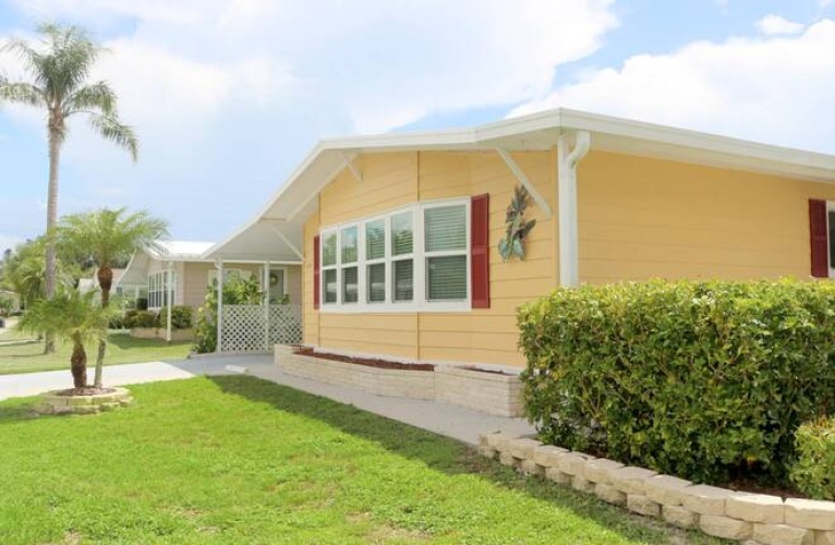 5714 Seven Oaks Dr, Sarasota, Florida 34241, 2 Bedrooms Bedrooms, ,2 BathroomsBathrooms,Mobile/manufactured,For Sale,Seven Oaks Dr,11528281