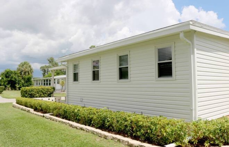 5714 Seven Oaks Dr, Sarasota, Florida 34241, 2 Bedrooms Bedrooms, ,2 BathroomsBathrooms,Mobile/manufactured,For Sale,Seven Oaks Dr,11528281