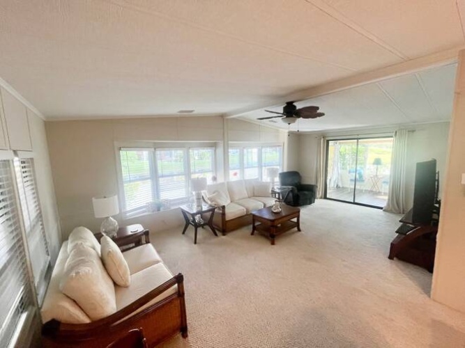19259 Indian Wells Ct., North Fort Myers, Florida 33903, 2 Bedrooms Bedrooms, ,2 BathroomsBathrooms,Mobile/manufactured,For Sale,Indian Wells Ct.,11529769