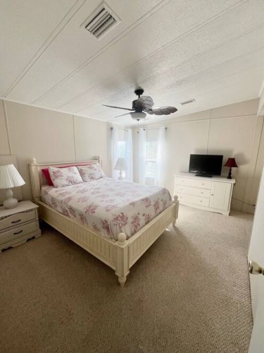 19259 Indian Wells Ct., North Fort Myers, Florida 33903, 2 Bedrooms Bedrooms, ,2 BathroomsBathrooms,Mobile/manufactured,For Sale,Indian Wells Ct.,11529769