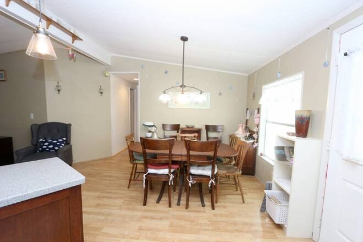 5403 Yarmouth Ln, Sarasota, Florida 34233, 2 Bedrooms Bedrooms, ,2 BathroomsBathrooms,Mobile/manufactured,For Sale,Yarmouth Ln,11529767
