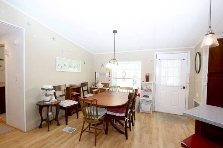 5403 Yarmouth Ln, Sarasota, Florida 34233, 2 Bedrooms Bedrooms, ,2 BathroomsBathrooms,Mobile/manufactured,For Sale,Yarmouth Ln,11529767