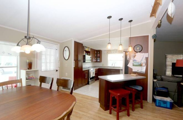 5403 Yarmouth Ln, Sarasota, Florida 34233, 2 Bedrooms Bedrooms, ,2 BathroomsBathrooms,Mobile/manufactured,For Sale,Yarmouth Ln,11529767