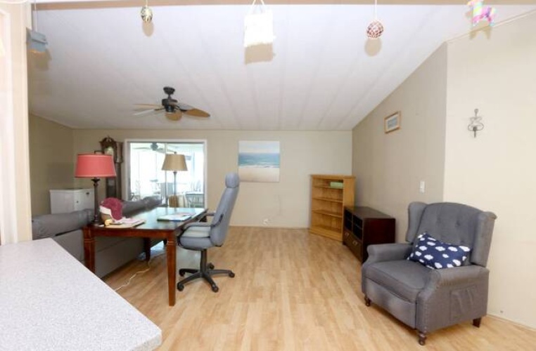 5403 Yarmouth Ln, Sarasota, Florida 34233, 2 Bedrooms Bedrooms, ,2 BathroomsBathrooms,Mobile/manufactured,For Sale,Yarmouth Ln,11529767
