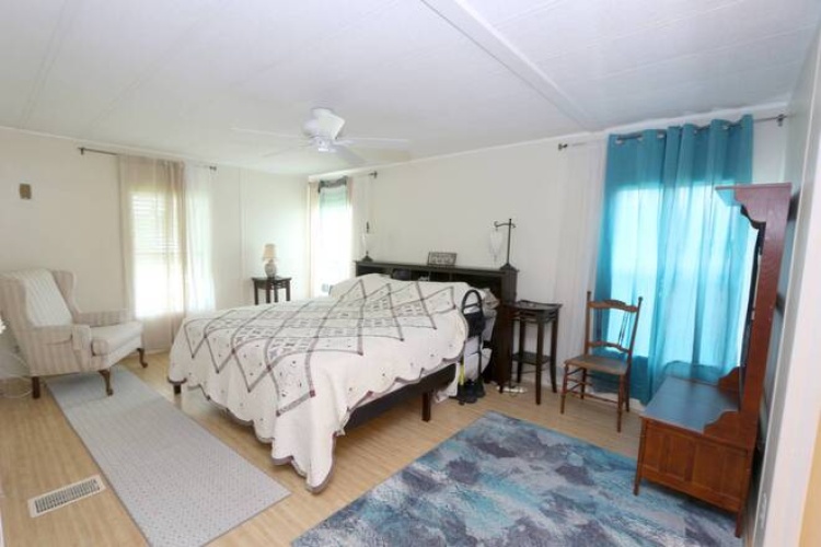 5403 Yarmouth Ln, Sarasota, Florida 34233, 2 Bedrooms Bedrooms, ,2 BathroomsBathrooms,Mobile/manufactured,For Sale,Yarmouth Ln,11529767