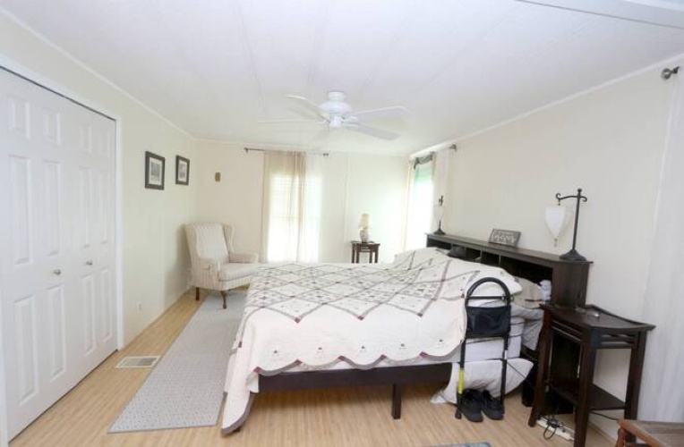 5403 Yarmouth Ln, Sarasota, Florida 34233, 2 Bedrooms Bedrooms, ,2 BathroomsBathrooms,Mobile/manufactured,For Sale,Yarmouth Ln,11529767