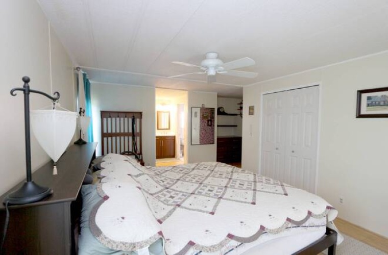 5403 Yarmouth Ln, Sarasota, Florida 34233, 2 Bedrooms Bedrooms, ,2 BathroomsBathrooms,Mobile/manufactured,For Sale,Yarmouth Ln,11529767