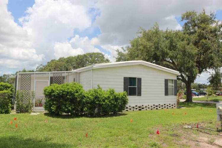 5403 Yarmouth Ln, Sarasota, Florida 34233, 2 Bedrooms Bedrooms, ,2 BathroomsBathrooms,Mobile/manufactured,For Sale,Yarmouth Ln,11529767