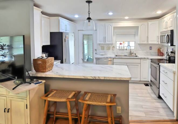 170 Sanibel St, Nokomis, Florida 34275, 2 Bedrooms Bedrooms, ,2 BathroomsBathrooms,Mobile/manufactured,For Sale,Sanibel St,11530265