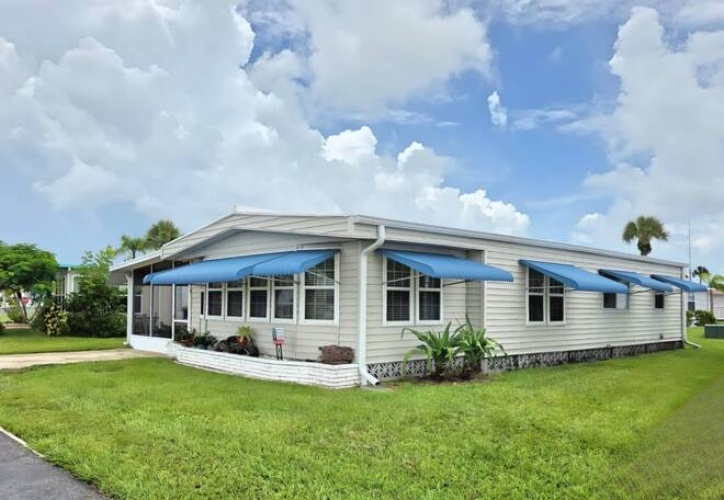 170 Sanibel St, Nokomis, Florida 34275, 2 Bedrooms Bedrooms, ,2 BathroomsBathrooms,Mobile/manufactured,For Sale,Sanibel St,11530265