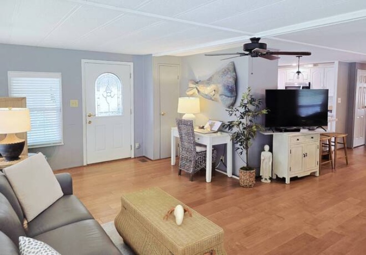 170 Sanibel St, Nokomis, Florida 34275, 2 Bedrooms Bedrooms, ,2 BathroomsBathrooms,Mobile/manufactured,For Sale,Sanibel St,11530265